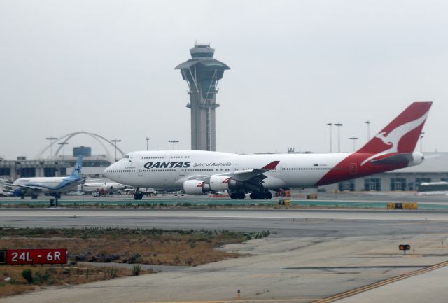 Boeing 747-400 (VH-OEJ)