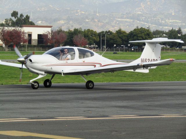 Diamond Star (N624DS) - Taxiing to RWY 8R