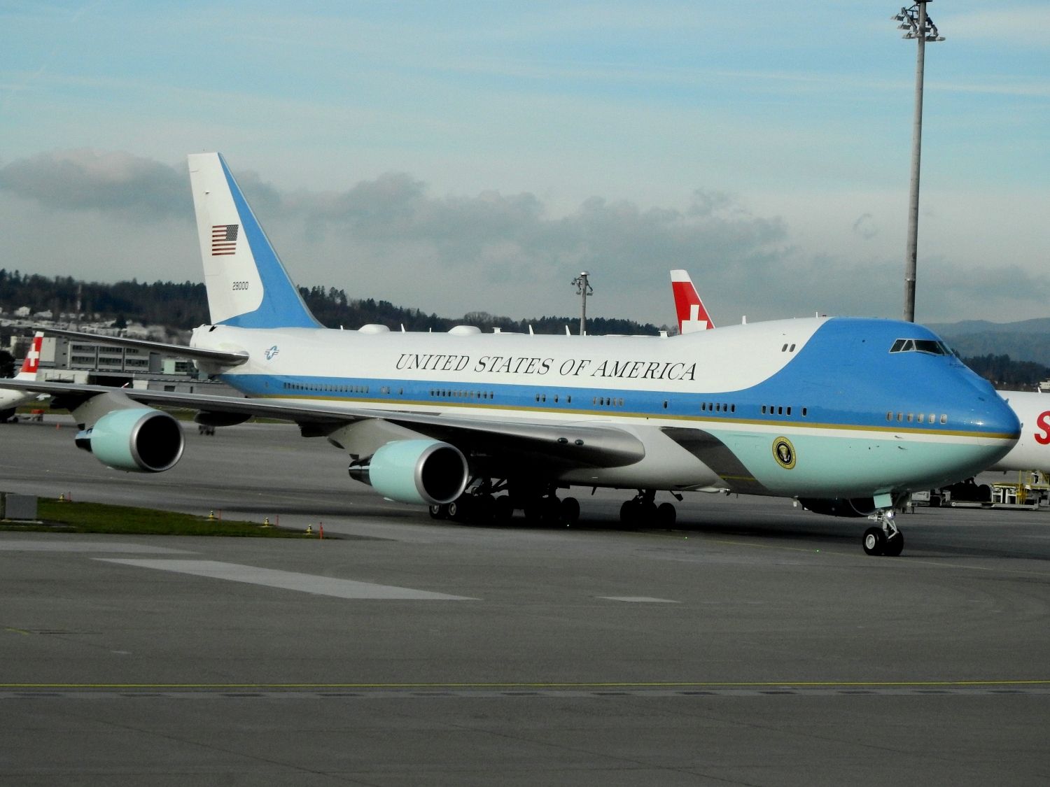 Boeing 747-200 (29000) - Air Force One / Boeing 747-200B / VC-25A