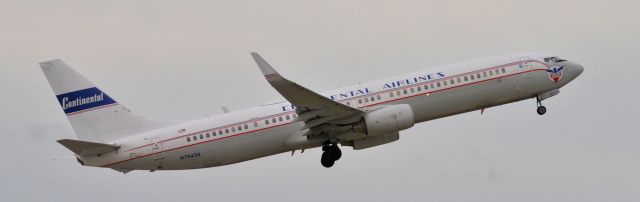 Boeing 737-900 (N75436)