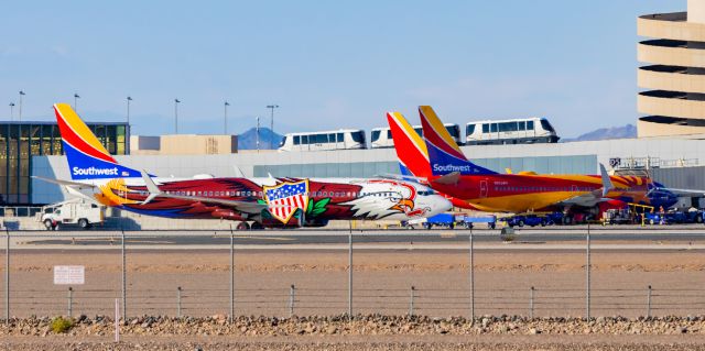 Boeing 737-800 (N8619F) - Southwest Airlines 737-800 in Illinois One special livery taxiing past Arizona One at PHX on 11/13/22. Taken with a Canon R7 and Tamron 70-200 G2 lens.