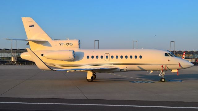 Dassault Falcon 900 (VP-CHG)