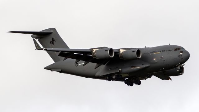 Boeing Globemaster III (A41209) - Boeing C-17A cn 50185 ln F-184. RAAF A41-209 YPEA 27 September 2020. Difficult light, even overcast.