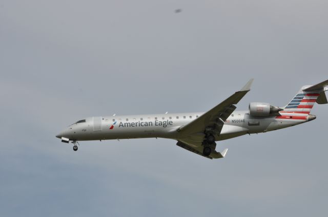 Canadair Regional Jet CRJ-200 (N500AE)