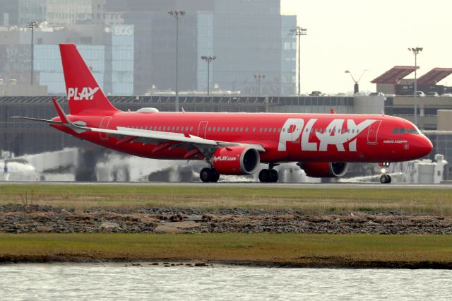 Airbus A321 (TF-AEW) - 'Player 617' arriving from Reykjavik on Play Airlines' inaugural flight to Boston (5/11)