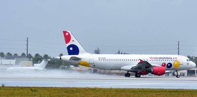 Airbus A320 (HK-5142)
