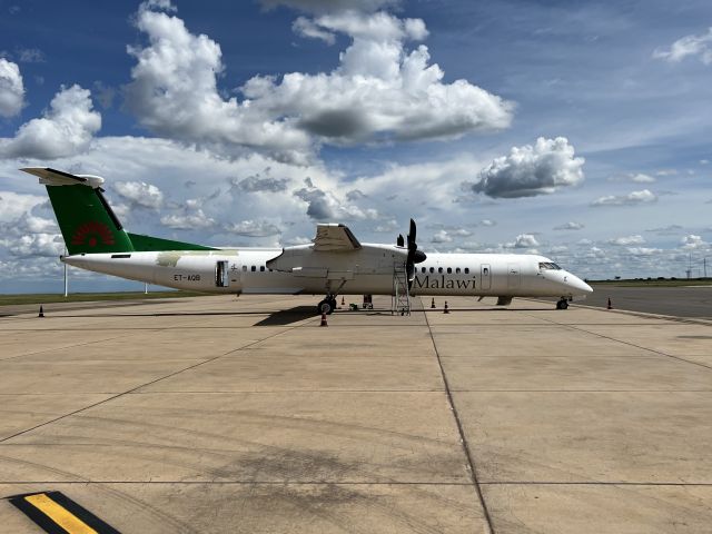 de Havilland Dash 8-400 (ET-AQB) - 05-APR-2022