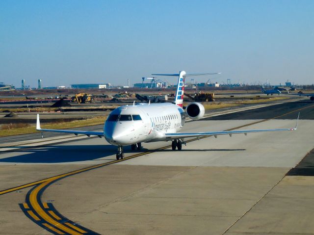 Canadair Regional Jet CRJ-200 (N450AW)