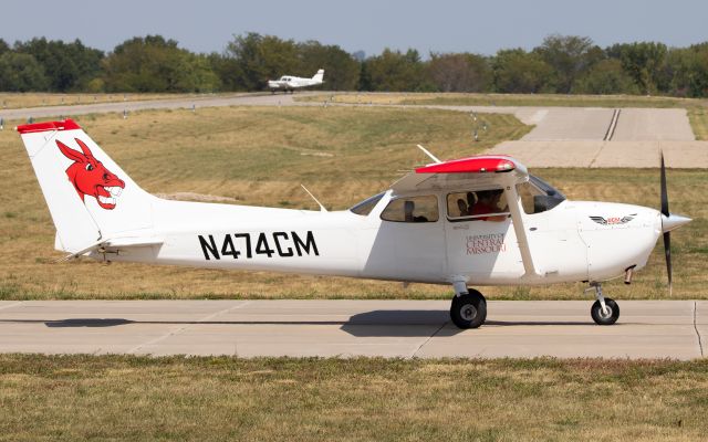 Cessna Skyhawk (N474CM)