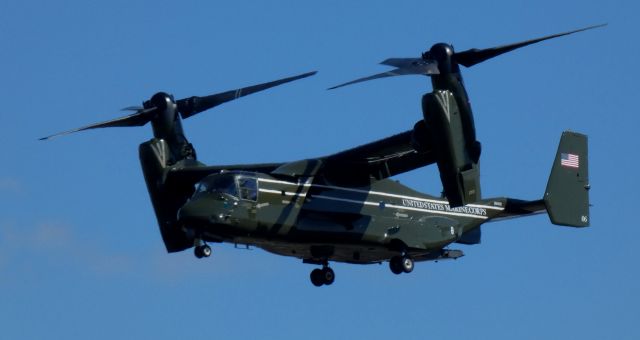 Bell V-22 Osprey (16-8302) - On short final is this HMX-1 United States Marine Corps "Osprey" Tiltrotor that is currently used as a support aircraft for the arriving president of the United States in March of 2023.