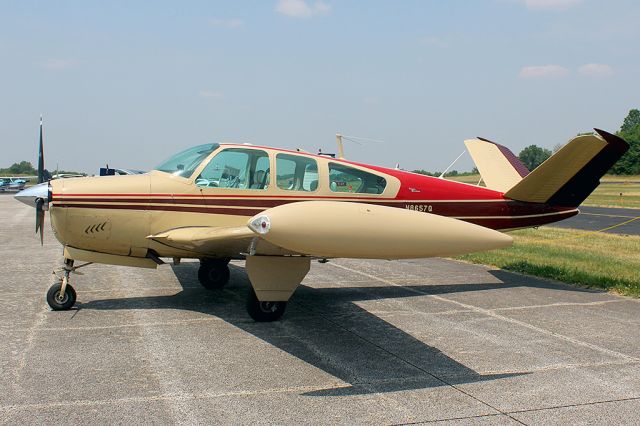 Beechcraft 35 Bonanza (N8657Q)