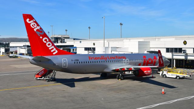 Boeing 737-800 (G-JZBB) - Jet2 Boeing 737-8MG(WL) G-JZBB in Glasgow