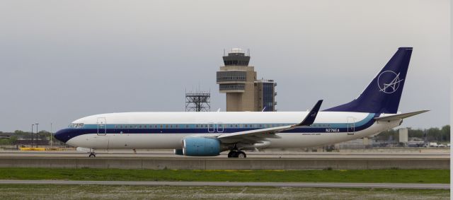 Boeing 737-700 (N276EA) - On its way from KMSP to KGRB