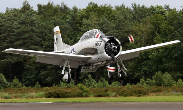 North American Trojan (N377WW) - FLY IN BLACKHILL 2016