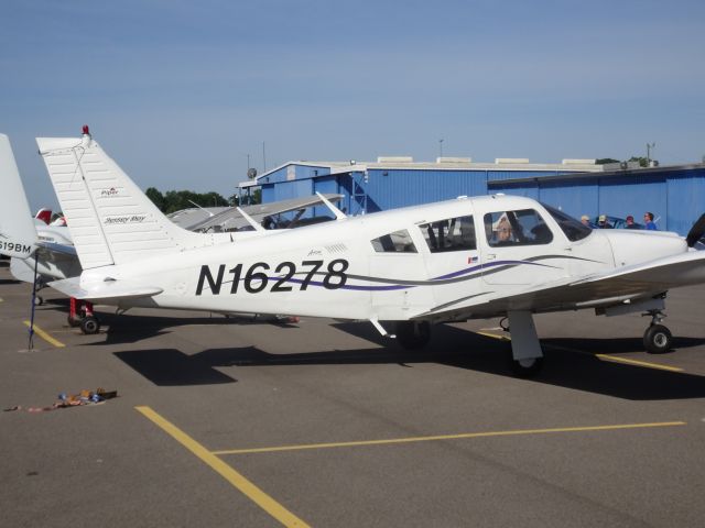 Piper Cherokee (N16278)