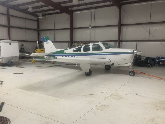 Beechcraft Bonanza (33) (N741RV)