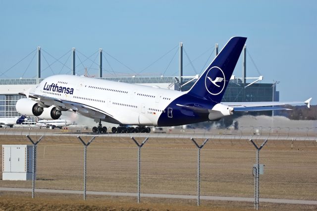 Airbus A380-800 (D-AIMC)