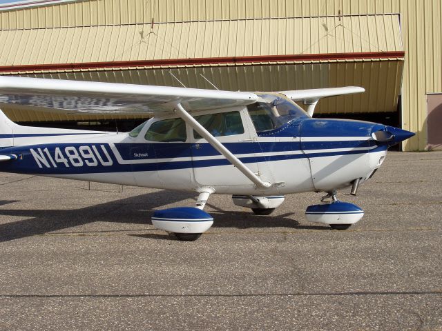 Cessna Skyhawk (N1489U)