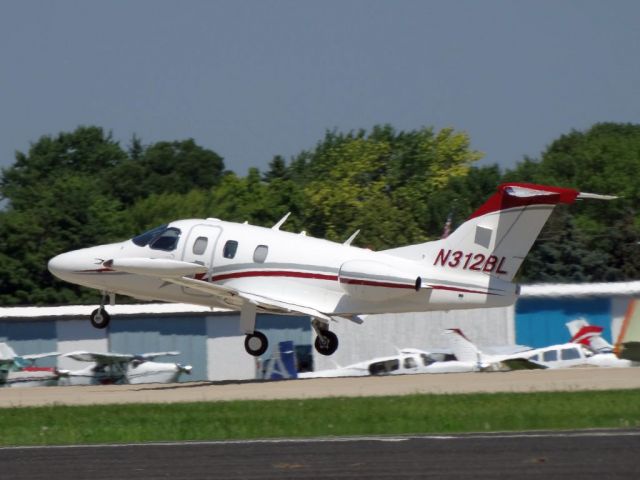 Eclipse 500 (N312BL)