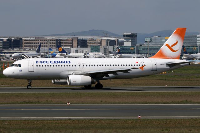 Airbus A320 (TC-FBJ)