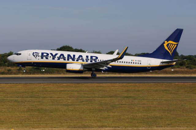 Boeing 737-800 (EI-DAS) - RYR553 on the short hop back to Dublin.