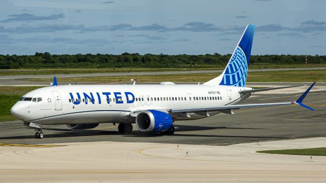 Boeing 737 MAX 9 (N37577) - 12/28/23