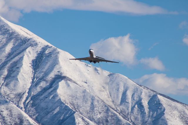 Canadair Challenger 350 (N776QS)