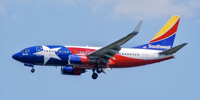 Boeing 737-700 (N931WN) - Lone Star!  One of the best liveries out there!  6/3/2023.
