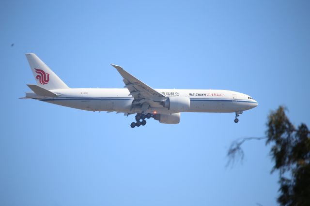 BOEING 777-200LR (B-2091)