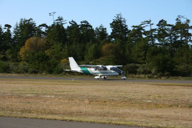 Partenavia P-68 (N6602L) - Taking off in Oregon
