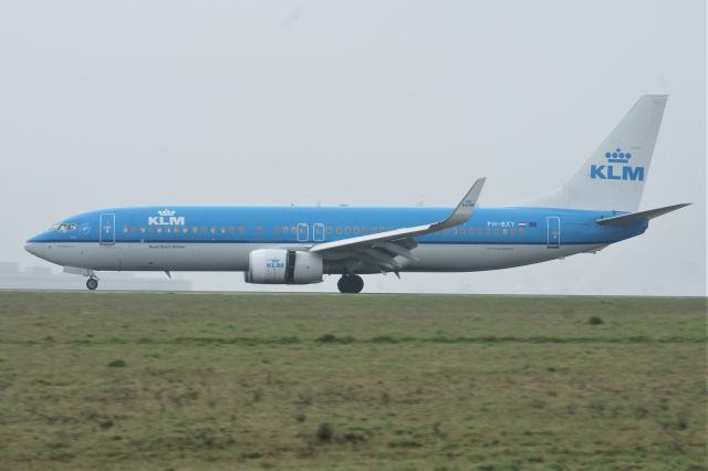 Boeing 737-800 (PH-BXY)