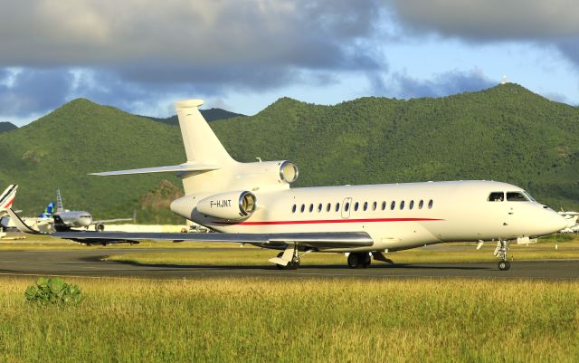 Dassault Falcon 8X (F-HJNT)