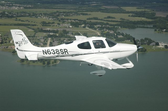 Cirrus SR-22 (N638SR)