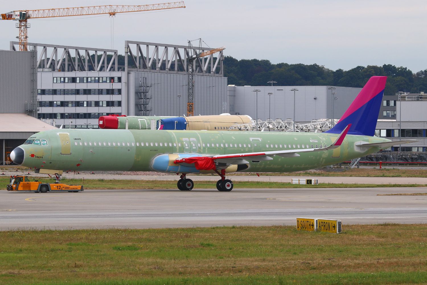 Airbus A321neo (HA-LVO)