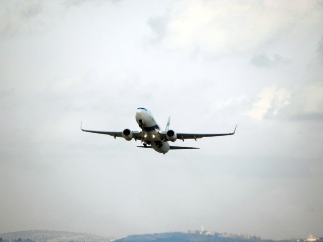 Boeing 737-800 (4X-EKO)