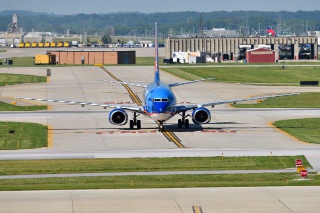 Boeing 737-800 (N813SY) - 06-17-21