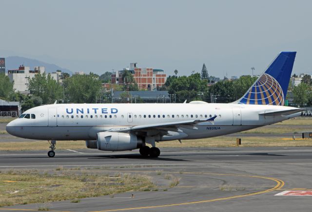 Airbus A319 (N851UA) - United / Airbus A319-131 / MSN 1664 / N851UA / MMMX 05/2020