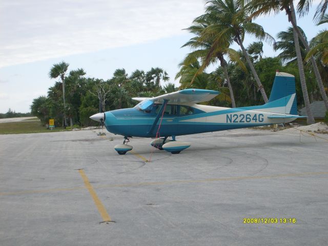 Cessna Skylane (N2264G)