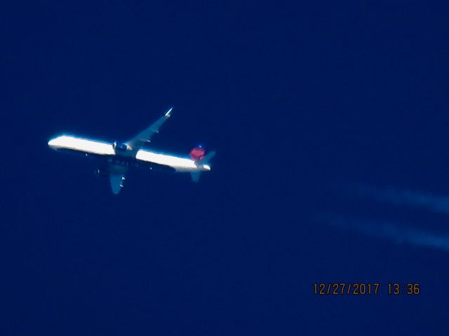 Airbus A321 (N320DN)