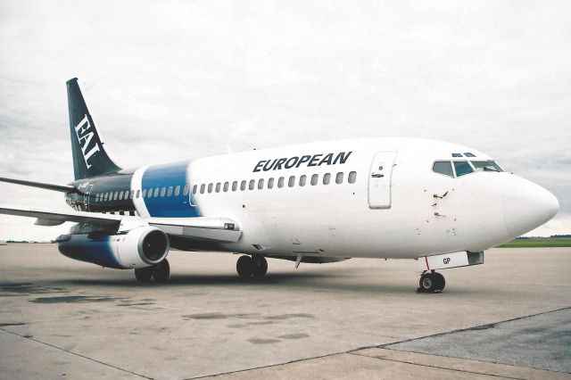 Boeing 737-200 (G-FIGP)