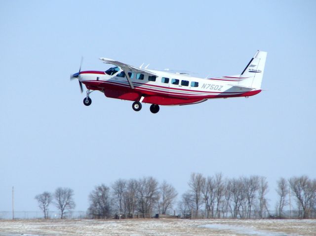 Cessna Caravan (N750Z) - Air Choice One Departing Mason City