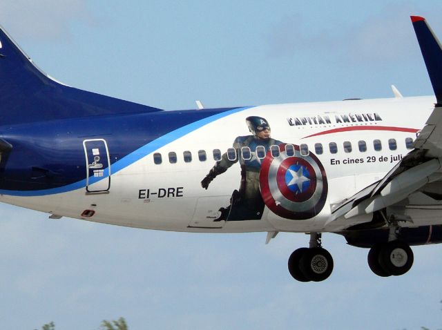 Boeing 737-800 (EI-DRE)