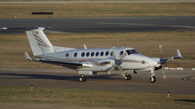 Beechcraft Super King Air 300 (N6JL)