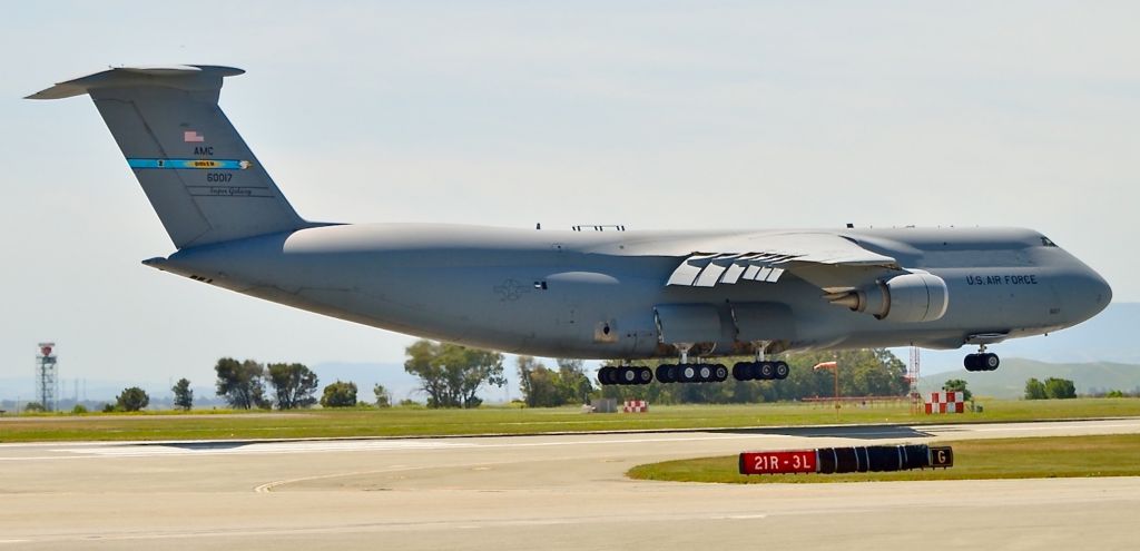 N60017 — - Arrival of a Dover AFB  C-5M "Super Galaxy" in 2014 at Travis AFB.  The C-5 was transferred to Travis from Dover.