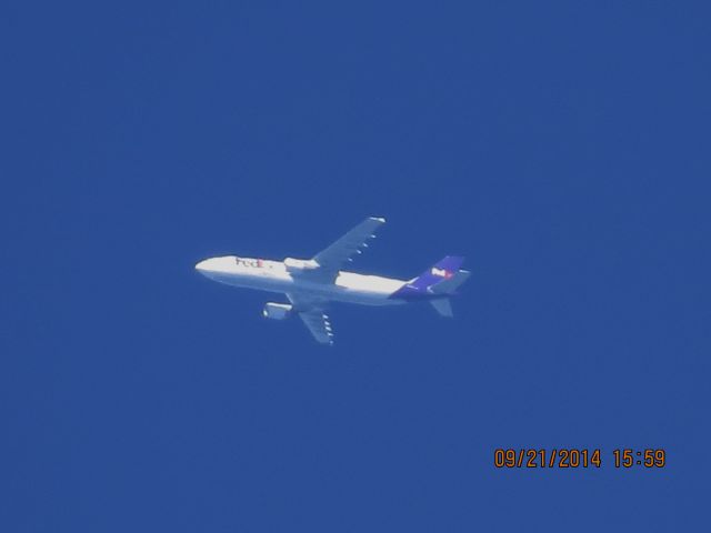 Airbus A300F4-600 (N726FD) - FedEx flight 957 from MEM to ROC over Baxter Springs Kansas (78KS) at 34,000 feet,