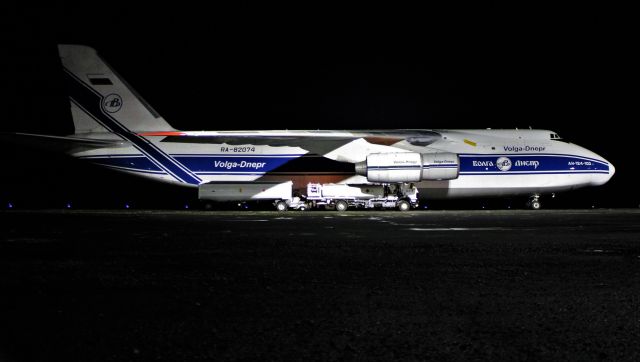 Antonov An-124 Ruslan (RA-82074) - Santa Maria Island International Airport - LPAZ. 2022-01-25.