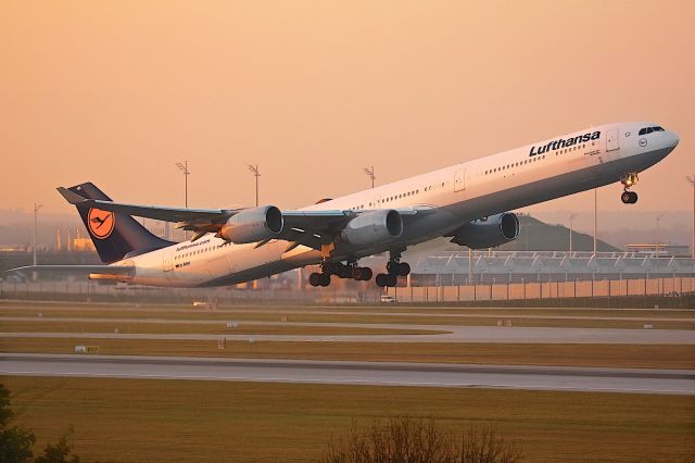 Airbus A340-600 (D-AIHH)