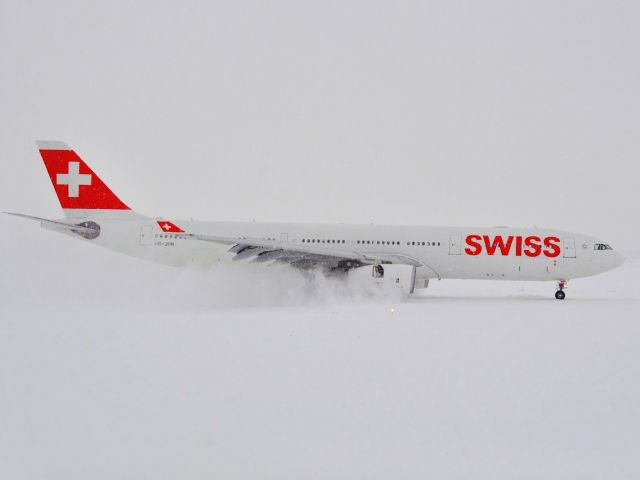 Airbus A330-300 (HB-JHN) - Typical winter day at ORD :) 2/17/14