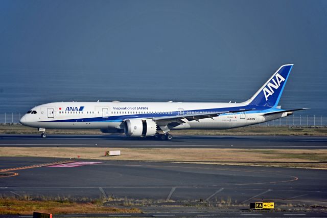 Boeing 787-9 Dreamliner (JA872A)