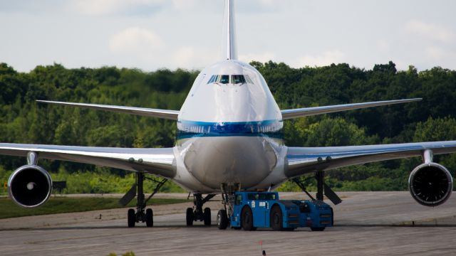 BOEING 747SP (PWC743)